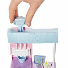 Barbie Dondurma Dükkanı Oyun Seti HCN46